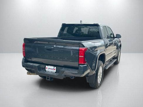 Used 2024 Toyota Tacoma SR5 AWD/4WD image 5