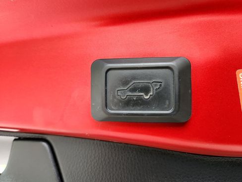 Certified 2022 Toyota RAV4 XSE AWD/4WD image 30