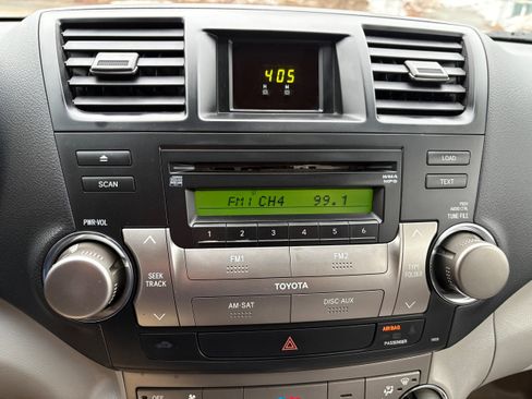 Used 2008 Toyota Highlander Sport image 30