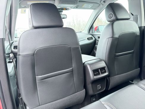 Used 2023 Chevrolet Equinox Premier w/ LPO, Floor Liner Package image 19