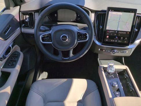 New 2026 Volvo XC90 B6 Plus AWD/4WD image 14