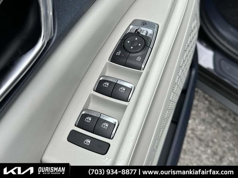 New 2026 Kia Carnival SX image 18