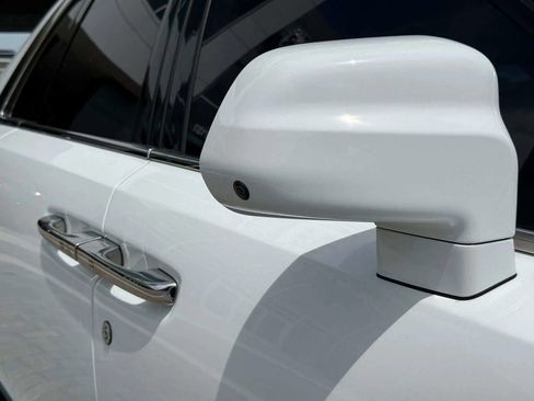 Used 2022 Rolls-Royce Ghost image 25