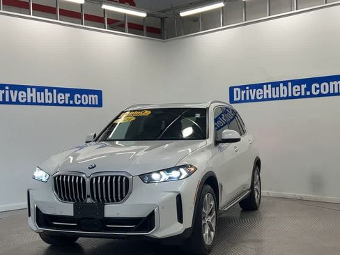 Used 2024 BMW X5 xDrive40i w/ Premium Package AWD/4WD image 2