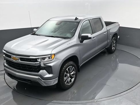 Used 2024 Chevrolet Silverado 1500 LT AWD/4WD image 20