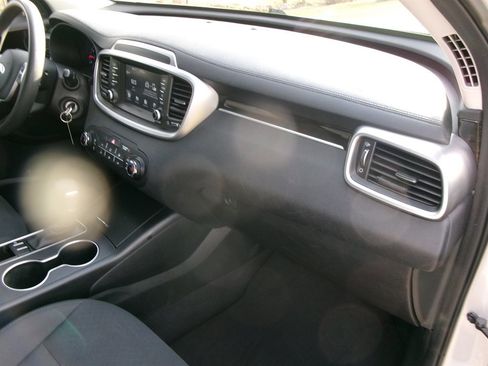 Used 2020 Kia Sorento L image 29