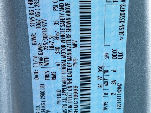 Used 2017 Ford Escape Titanium image 22