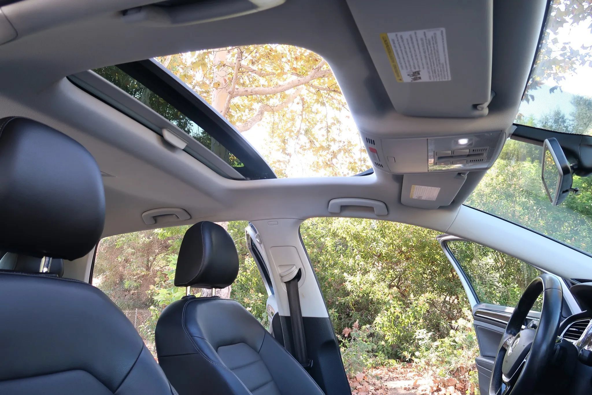 Used 2015 Volkswagen Golf SEL FWD image 24