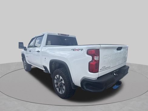 Used 2024 Chevrolet Silverado 2500 Custom w/ Custom Convenience Package AWD/4WD image 5