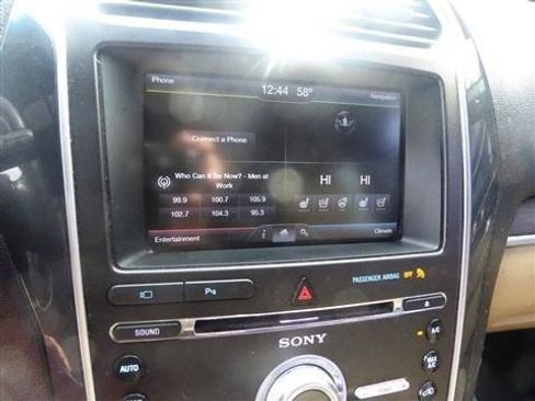 Used 2016 Ford Explorer Limited image 10