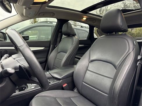 Used 2021 INFINITI QX50 Luxe image 12