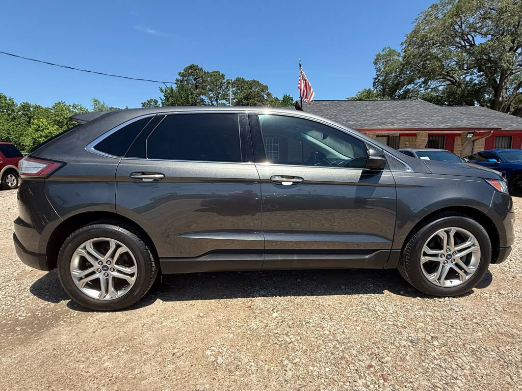 Used 2016 Ford Edge Titanium FWD image 4