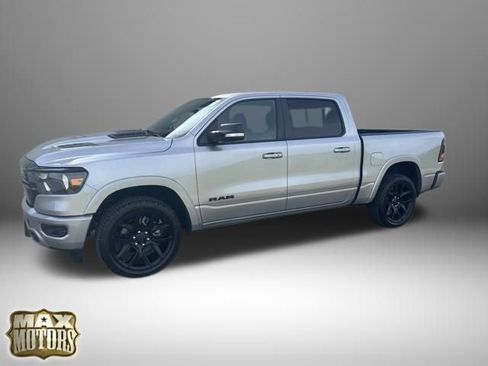 Used 2022 RAM 1500 Laramie AWD/4WD image 4