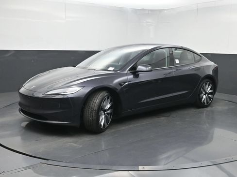 Used 2024 Tesla Model 3 Standard Range RWD image 20