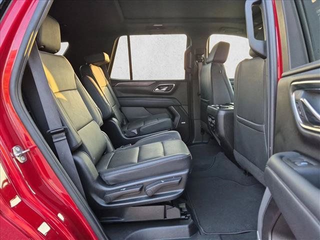 Certified 2023 Chevrolet Tahoe Z71 w/ Luxury Package AWD/4WD image 18