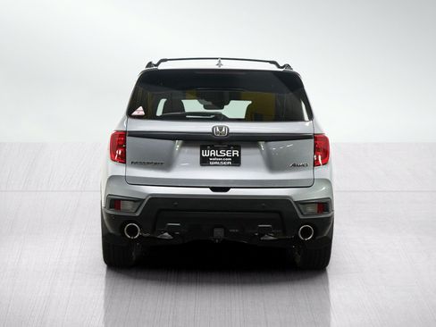 Used 2023 Honda Passport EX-L image 4