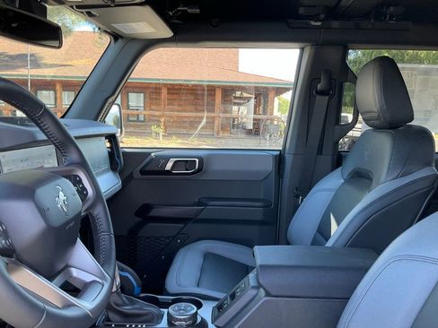 Certified 2024 Ford Bronco Black Diamond w/ Sasquatch Package image 57