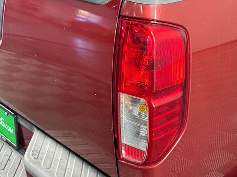 Used 2018 Nissan Frontier S RWD image 31