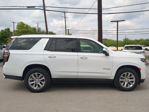 Used 2023 Chevrolet Tahoe Premier w/ Premium Package AWD/4WD image 2
