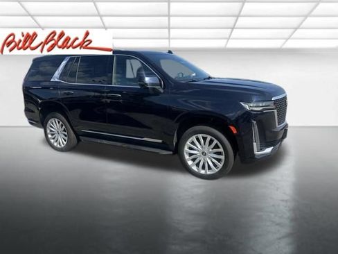 Used 2021 Cadillac Escalade Luxury AWD/4WD image 5