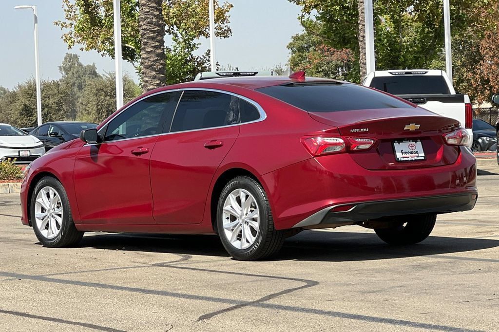 Used 2020 Chevrolet Malibu LT FWD image 7