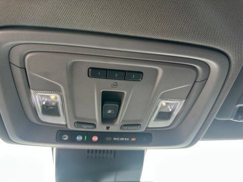 Used 2022 GMC Sierra 1500 Denali AWD/4WD image 23