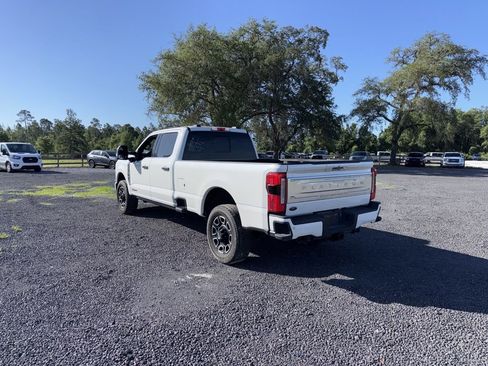 Used 2024 Ford F350 Platinum AWD/4WD image 4