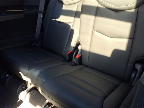 Certified 2024 Cadillac XT6 Premium Luxury image 11