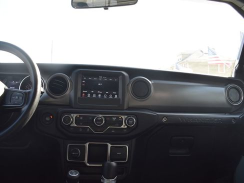 Used 2023 Jeep Wrangler Sport image 32