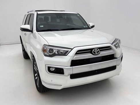 Used 2023 Toyota 4Runner Limited AWD/4WD image 3