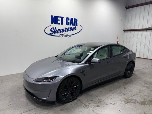 Used 2025 Tesla Model 3 Performance AWD/4WD image 5