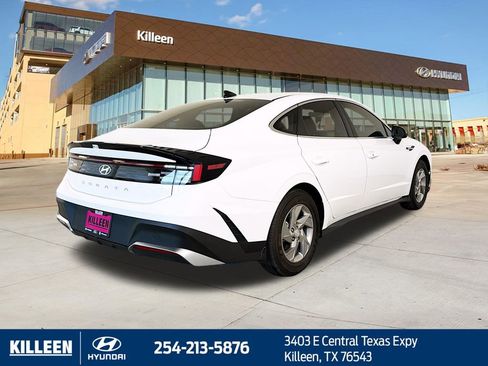 Used 2025 Hyundai Sonata SE image 9