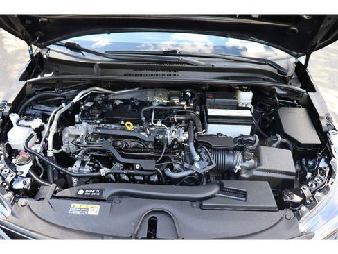 Used 2023 Toyota Corolla SE w/ SE Premium Package image 33