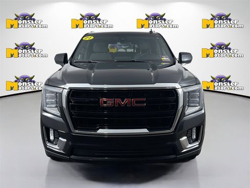 Used 2021 GMC Yukon XL SLE image 2