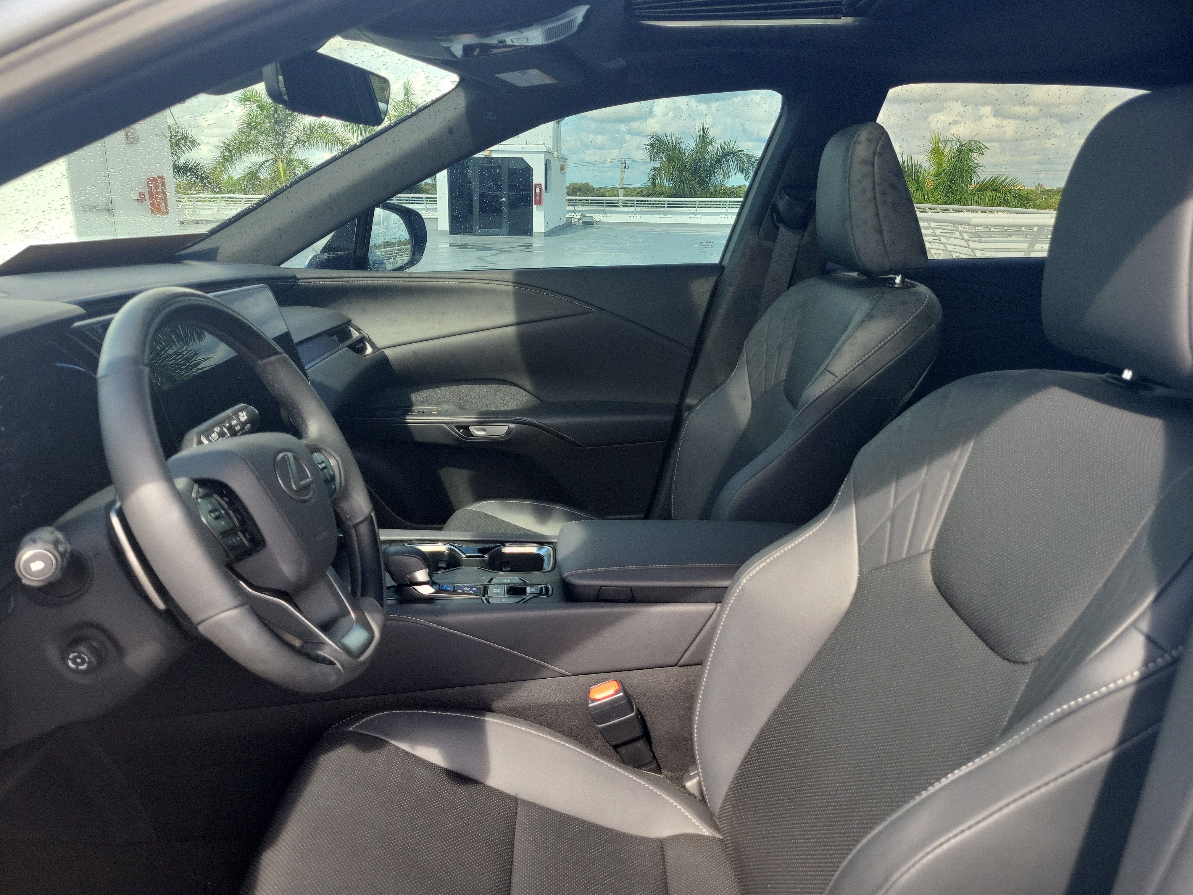 Used 2025 Lexus RX 350 F Sport FWD image 21