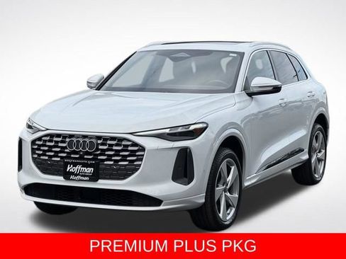Certified 2025 Audi Q5 Premium Plus w/ Premium Plus AWD/4WD image 4