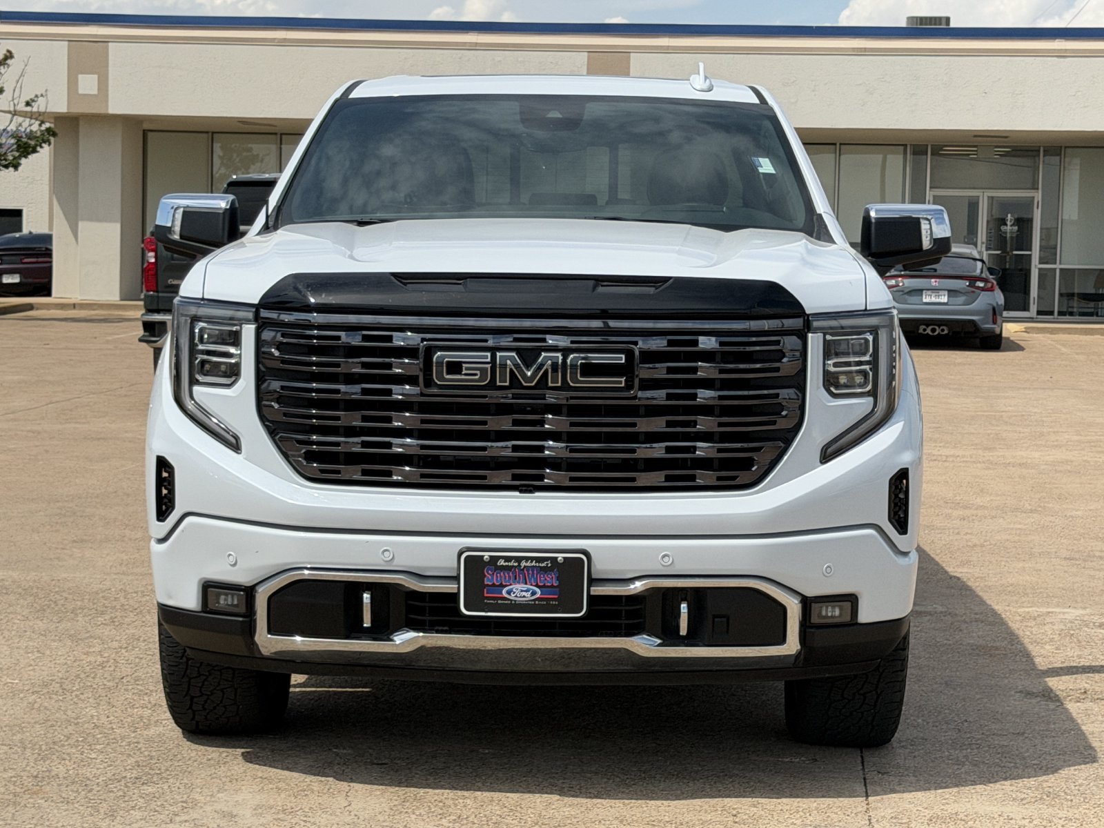 Used 2026 GMC Sierra 1500 Denali Ultimate AWD/4WD image 9