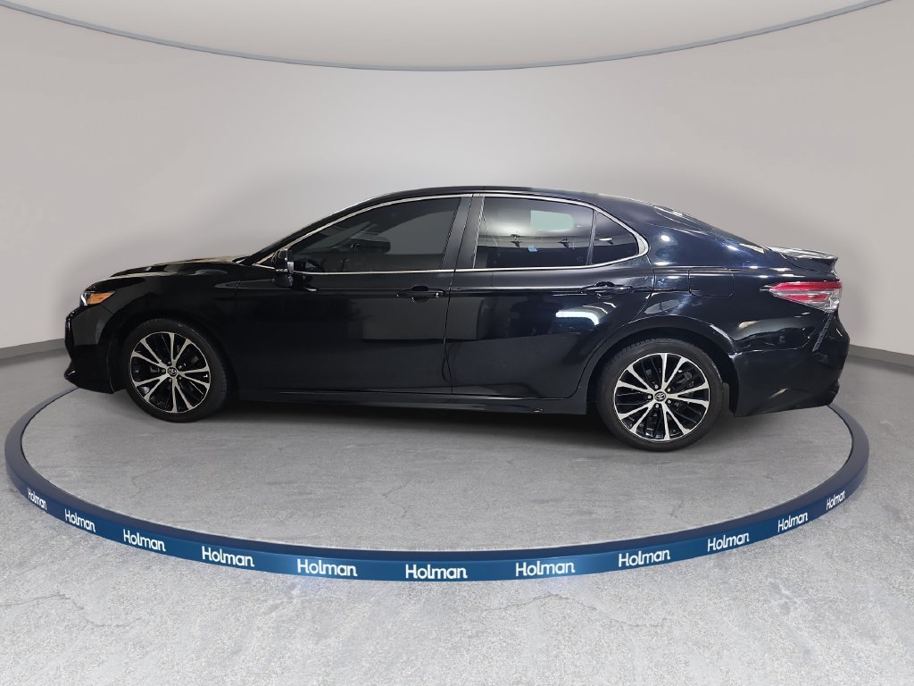 Used 2018 Toyota Camry SE w/ Convenience Package FWD image 9