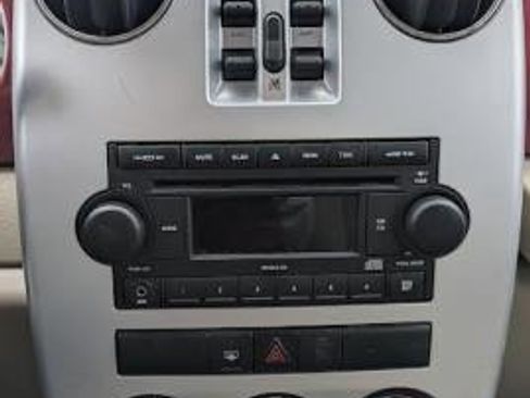 Used 2008 Chrysler PT Cruiser Touring w/ Chrome Appearance Group image 9