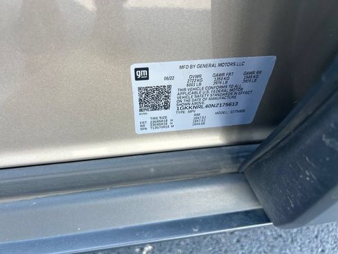 Used 2022 GMC Acadia SLE AWD/4WD image 19