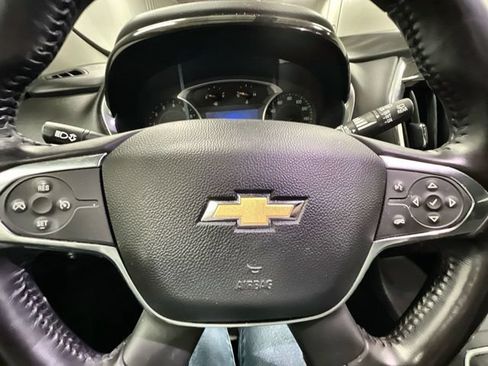 Used 2019 Chevrolet Traverse LT AWD/4WD image 11