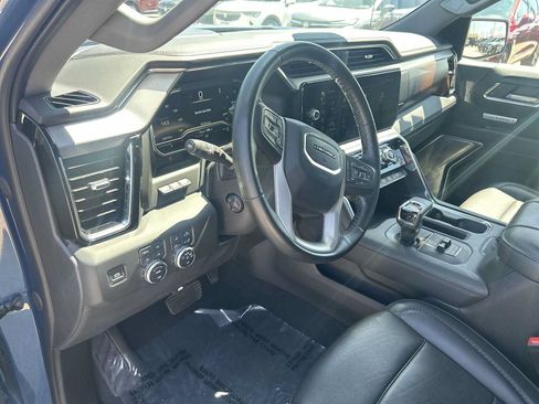 Used 2024 GMC Sierra 1500 Denali w/ Technology Package AWD/4WD image 11