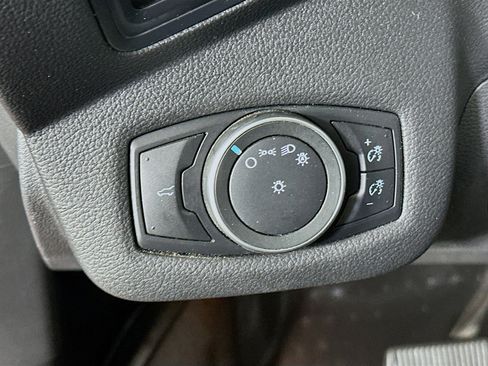 Used 2019 Ford Escape S image 17