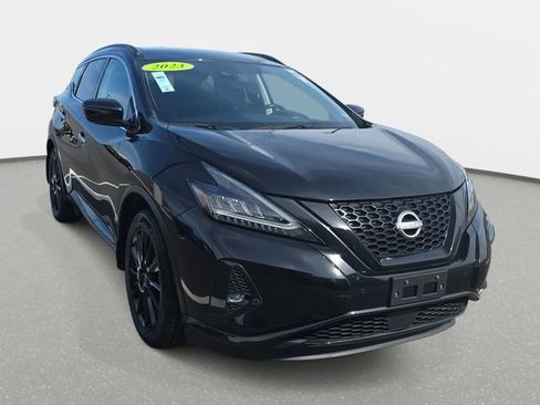 Used 2023 Nissan Murano SV w/ SV Midnight Edition Package image 3