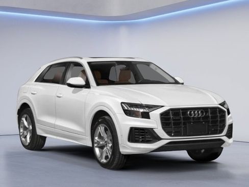 Used 2022 Audi Q8 Premium Plus image 5