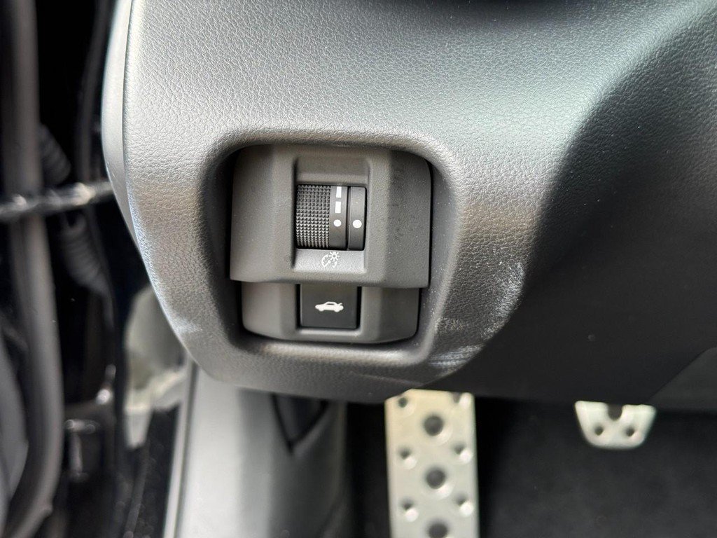 Used 2024 Toyota GR86 Premium RWD image 19