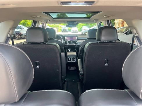 Certified 2023 Kia Sorento X-Line EX AWD/4WD image 13
