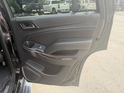 Used 2020 GMC Yukon SLT w/ Open Road Package RWD image 17