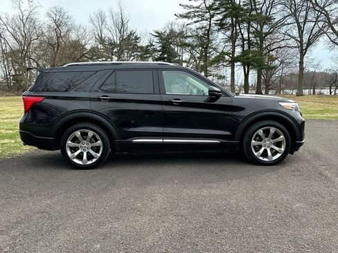 Used 2020 Ford Explorer Platinum image 7