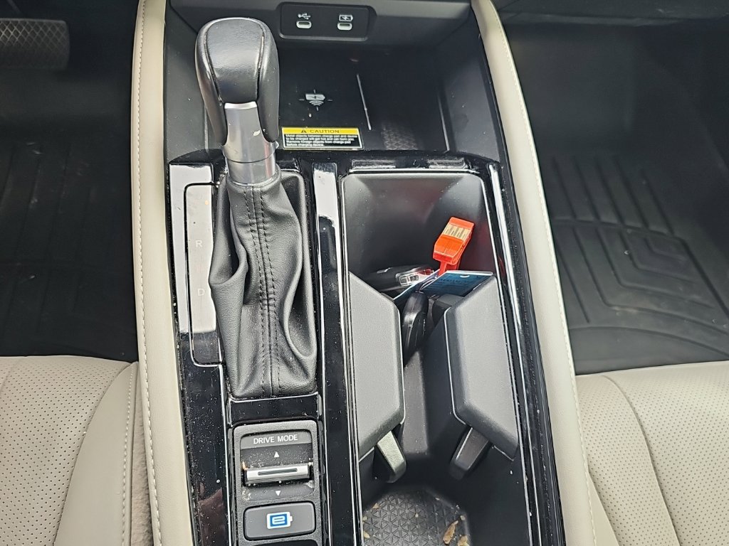 Used 2024 Honda Accord Touring image 8